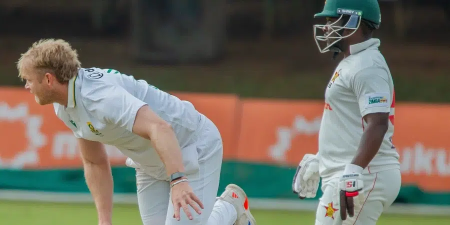 T20 World Cup 2026: Palpites Zimbabwe vs Proteas: Vitória da África do Sul e Mais de 340.5 Corridas Totais em Delhi – 1/3/2026